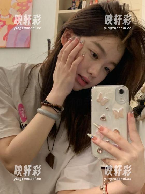 首页小妙招：17cg.com教你如何优雅吃瓜，不怕旁人侧目！