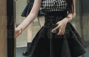 想知道今天的瓜都有哪些？快上51吃瓜网首页看黑料大更新！