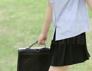 分享那些你根本不会信的离谱故事，喂，你了解zztt11吗？