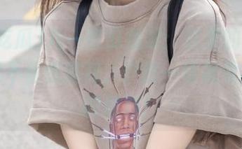 九一吃瓜视频：这里的瓜，吃得我忍不住想跳舞，俨然一场视觉和味蕾的派对！