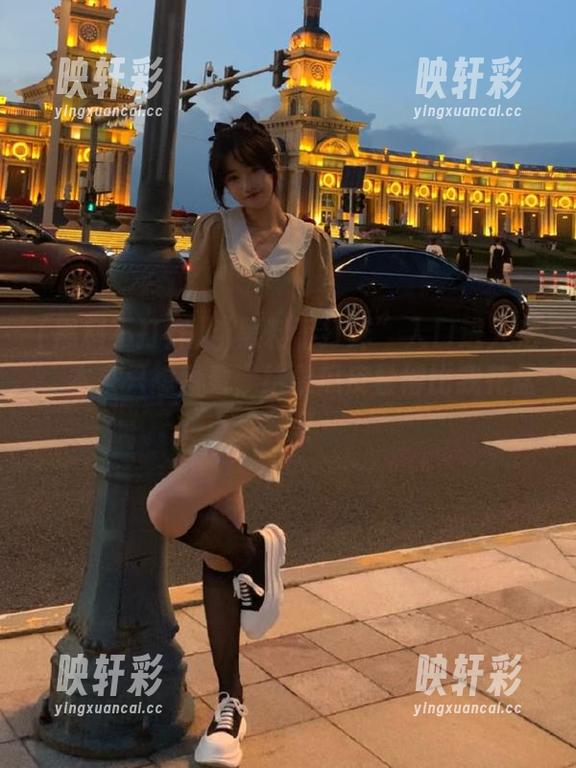 “黑料不打烊”入口进入后，本来只想看看，结果瓜皮叠得比我花盆还高！