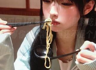 想看真相？‘黑料吃瓜网’上的视频等你来下载，谁还不是个瓜皮呢！