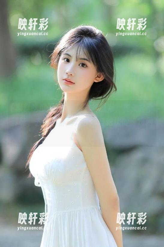 最新黑料吃瓜网，先来尝个鲜味，去看看那些炸得无与伦比的“爆网站”！