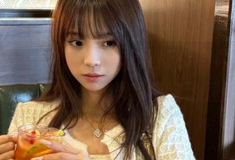 黑料在线苹果版：有内幕，抢先知道，别让你的八卦情绪飞速过期！